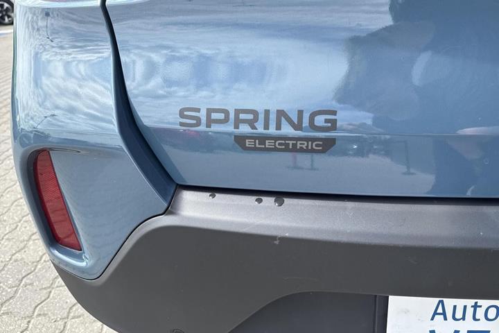 Blå Dacia Spring fra 2023