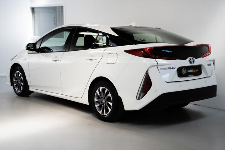 undefined Toyota Prius fra 2020