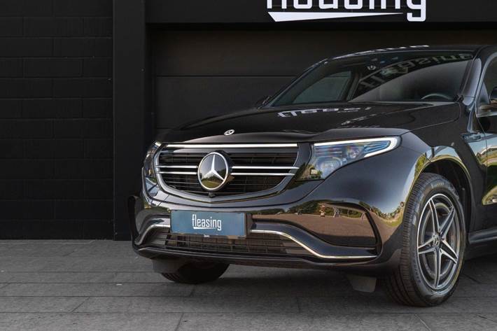 Sort Mercedes EQC400 fra 2020