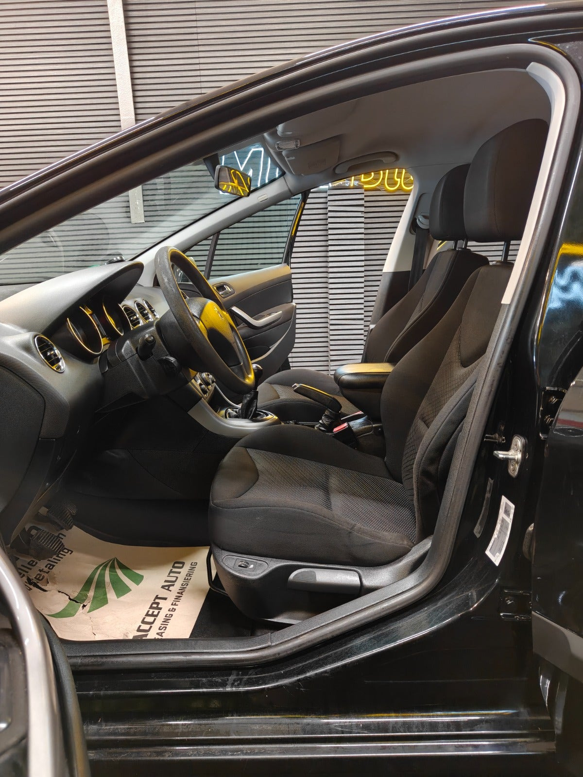 undefined Peugeot 308 fra 2010