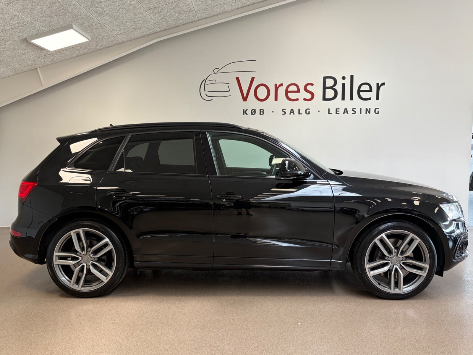 Sort Audi SQ5 fra 2016