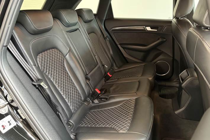 Sort Audi SQ5 fra 2016