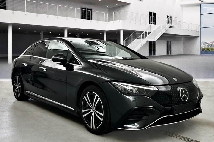 Grå Mercedes EQE350+ fra 2026