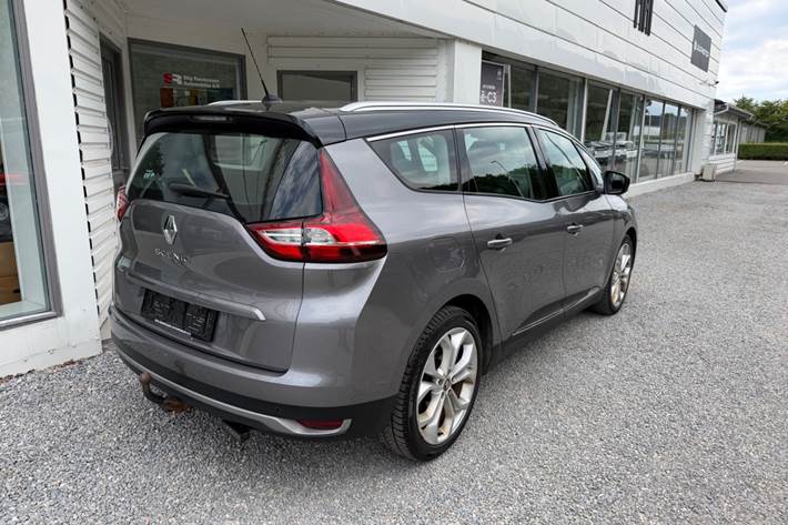 Grå Renault Grand Scenic IV fra 2018
