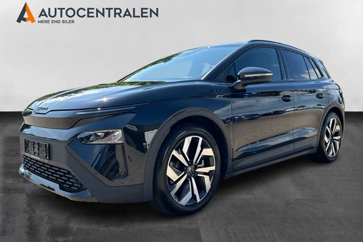 Sort Skoda Elroq fra 2025 set udefra