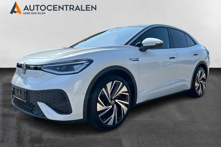 Hvid VW ID.5 fra 2023 set udefra