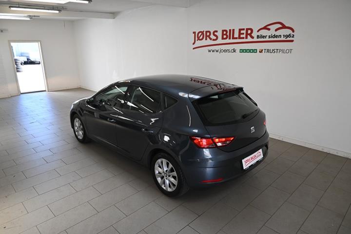 Grå Seat Leon fra 2019