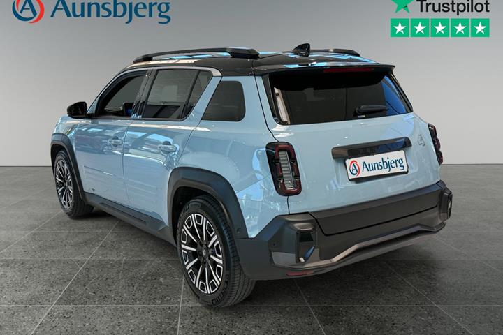 Grøn Renault 4 E-Tech fra 2025