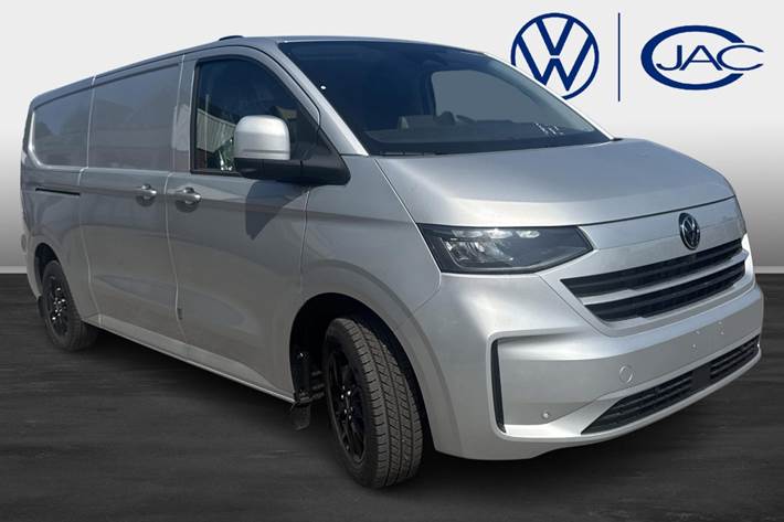 Sølv VW Transporter fra 2026
