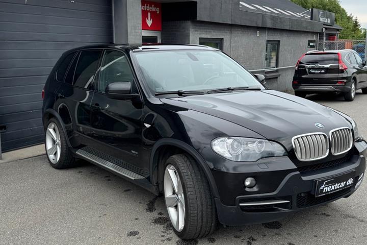 undefined BMW X5 fra 2007 set udefra