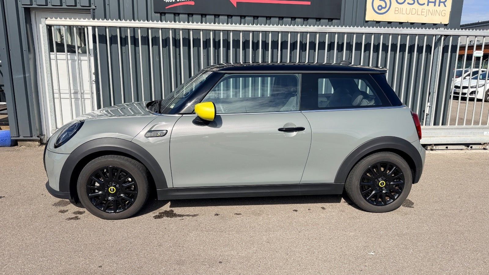 Grå Mini Cooper SE fra 2022