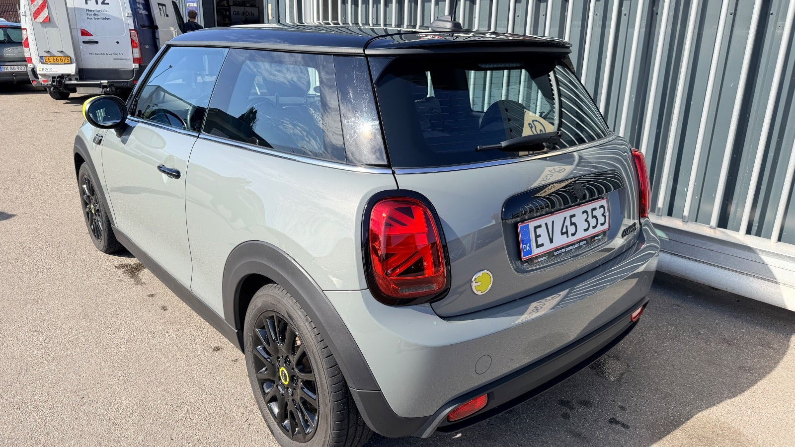 Grå Mini Cooper SE fra 2022