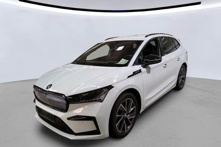 Hvid Skoda Enyaq fra 2024