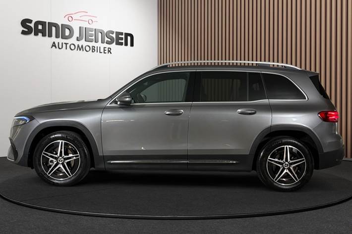 Grå Mercedes EQB250+ fra 2025