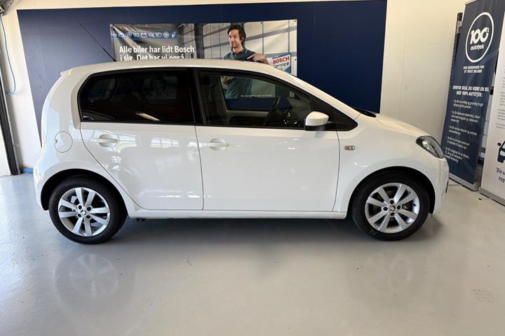 Hvid Skoda Citigo fra 2013