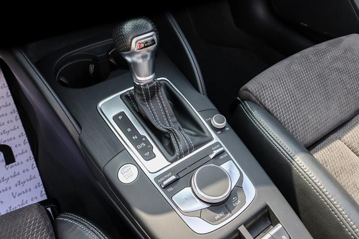 Hvid Audi A3 fra 2019