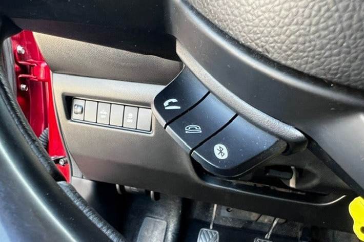 Rød Suzuki Swift fra 2018