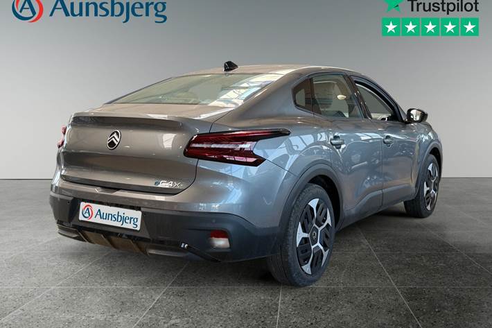 Sølv Citroën ë-C4 X fra 2025