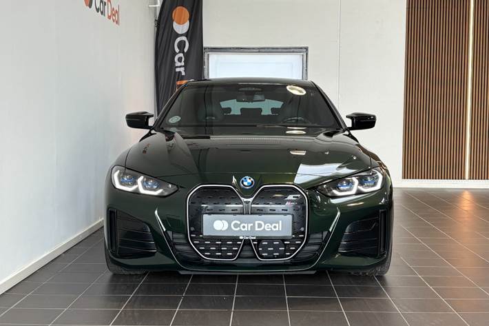 Grøn BMW i4 fra 2022