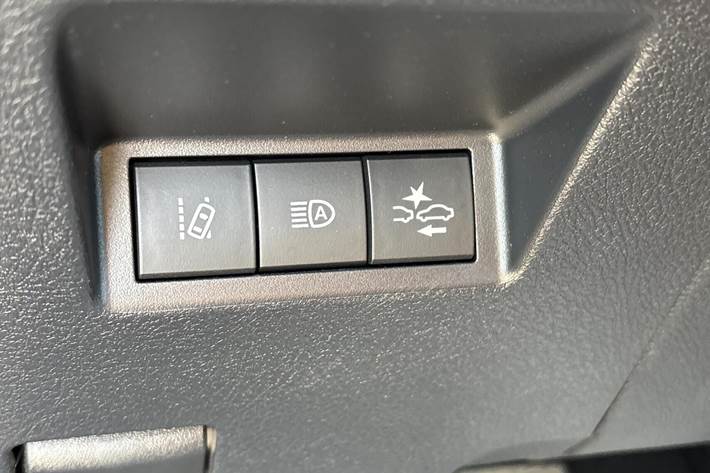 Rød Toyota Yaris fra 2020