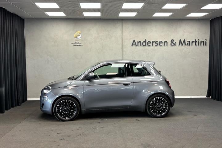 Sort Fiat 500e fra 2023