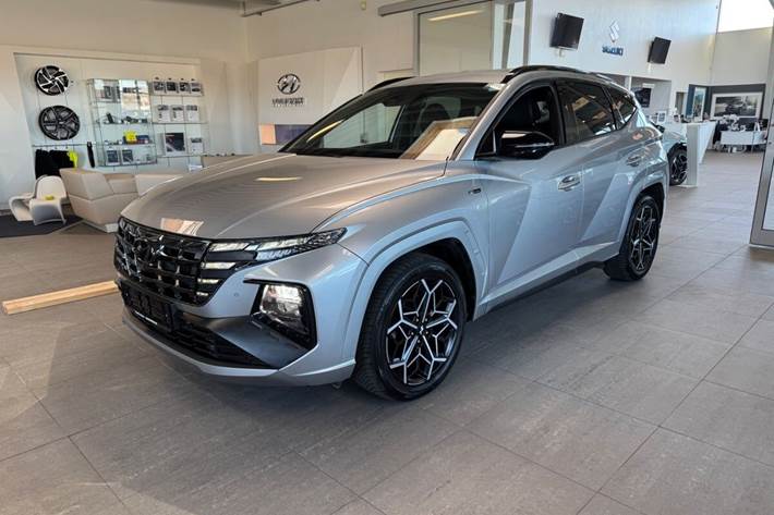 Sølv Hyundai Tucson fra 2021