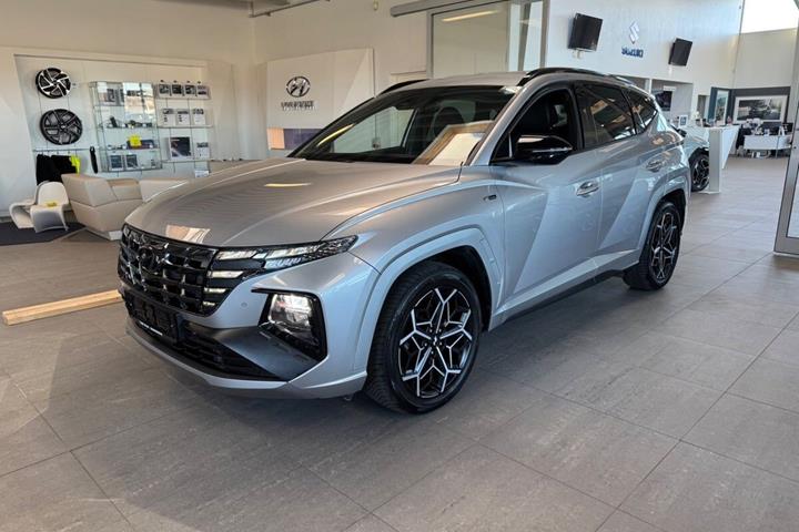Sølv Hyundai Tucson fra 2021