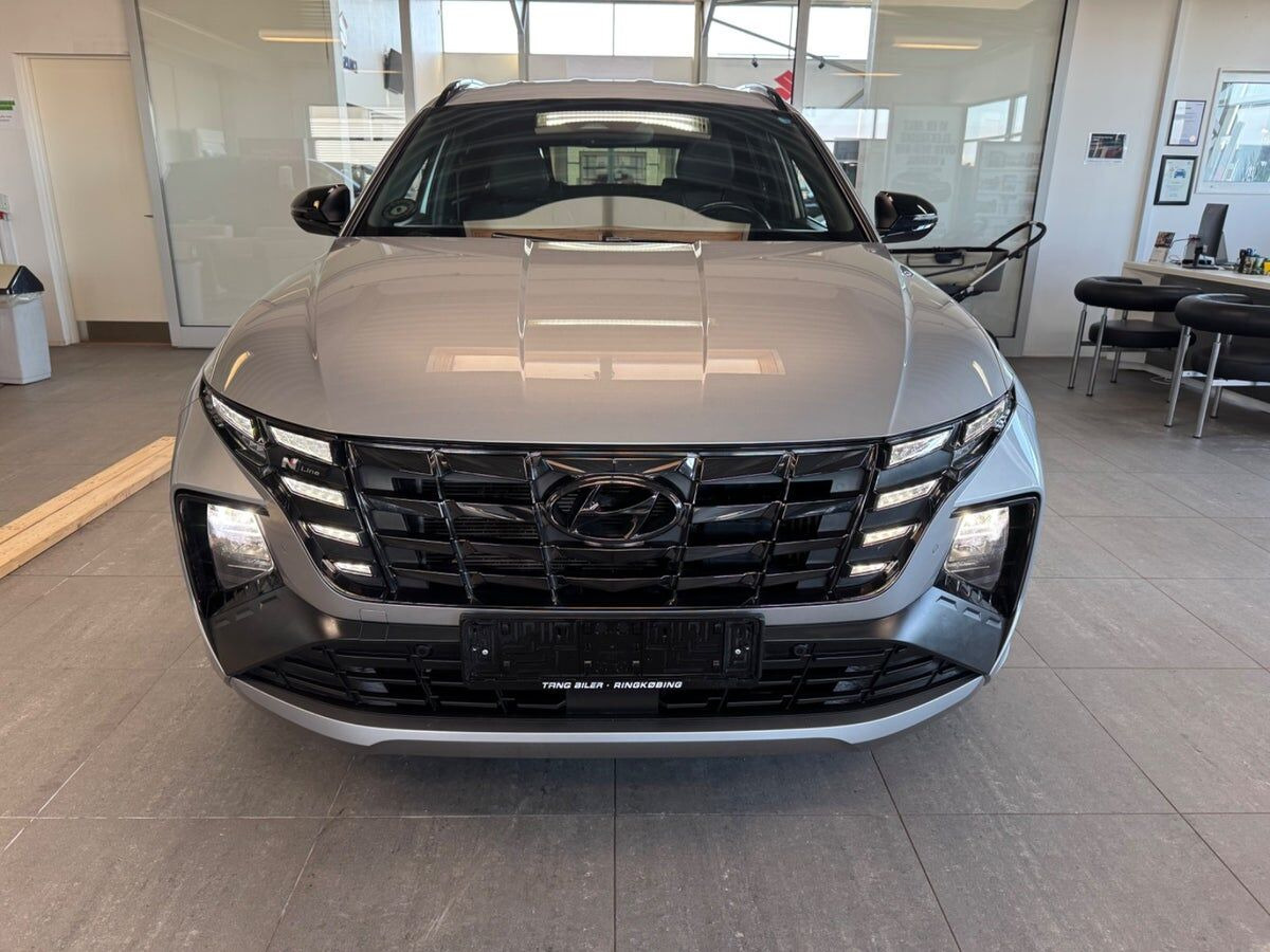 Sølv Hyundai Tucson fra 2021
