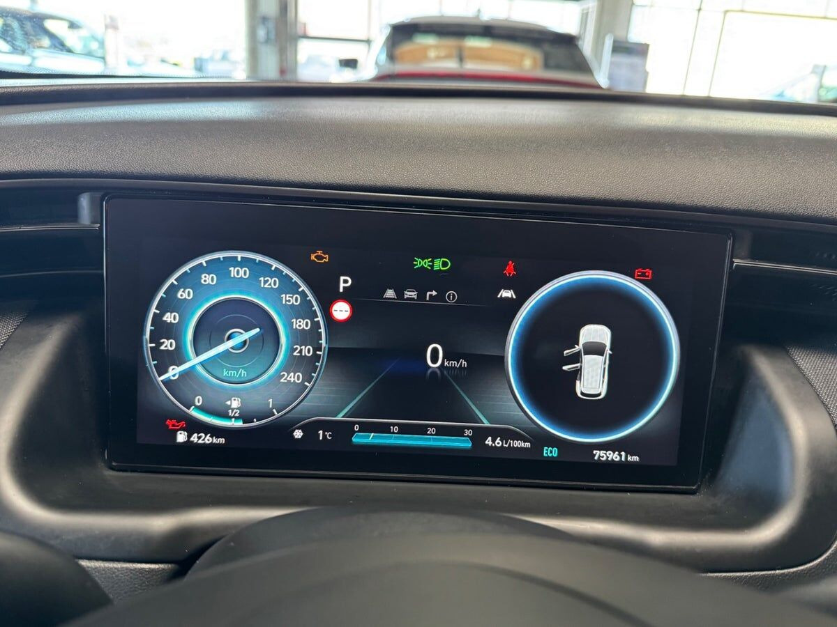 Sølv Hyundai Tucson fra 2021