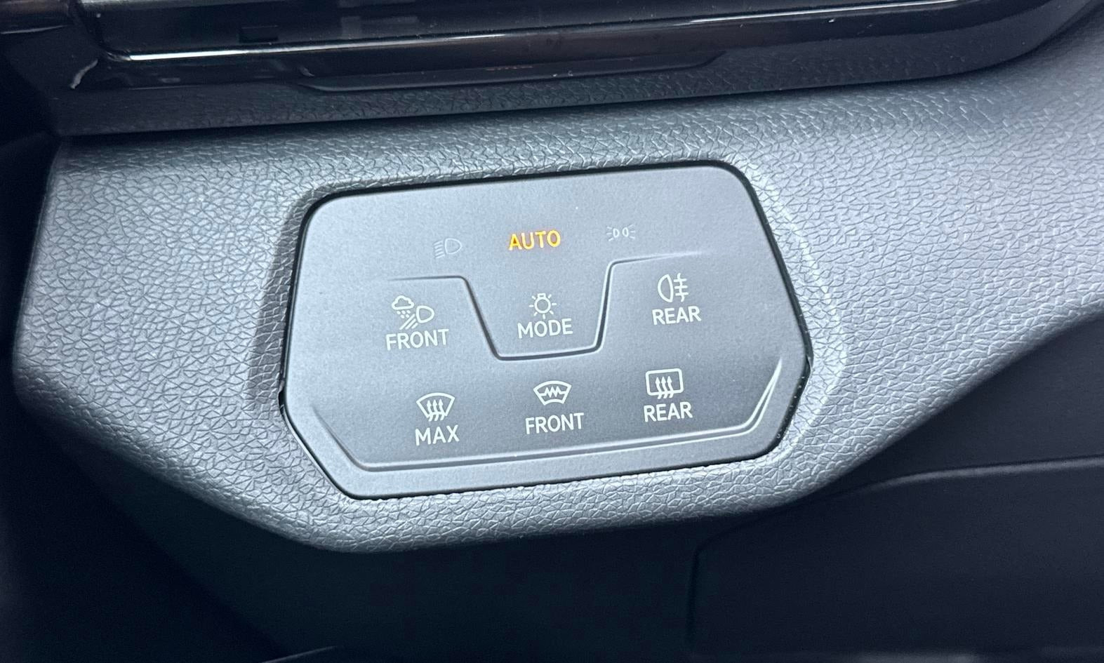 Blå VW ID.4 fra 2023