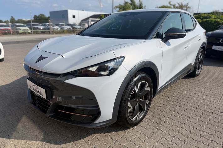 Hvid Cupra Tavascan fra 2025