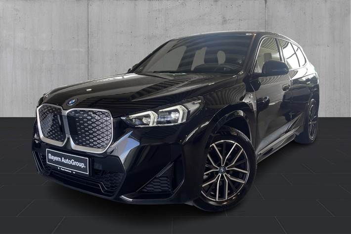 Sort BMW iX1 fra 2024