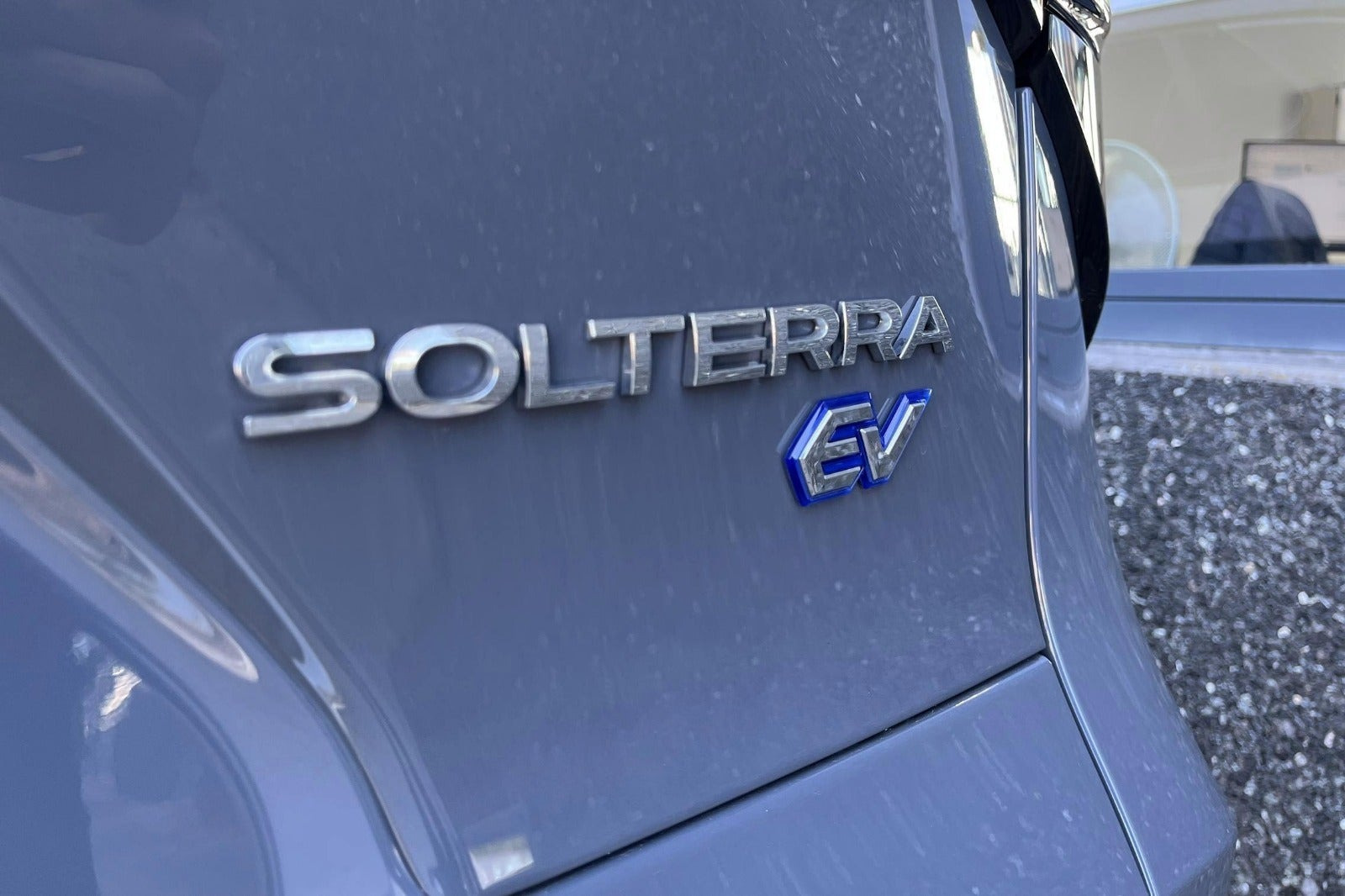 Grå Subaru Solterra fra 2025