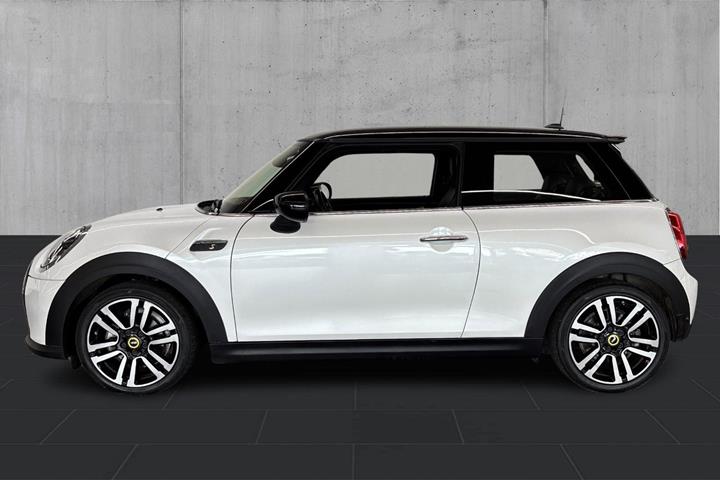 Hvid Mini Cooper SE fra 2022