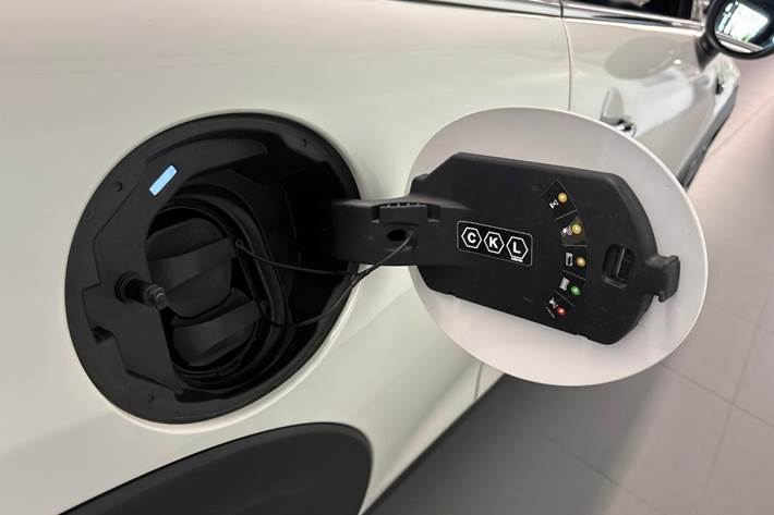 Hvid Mini Cooper SE fra 2022