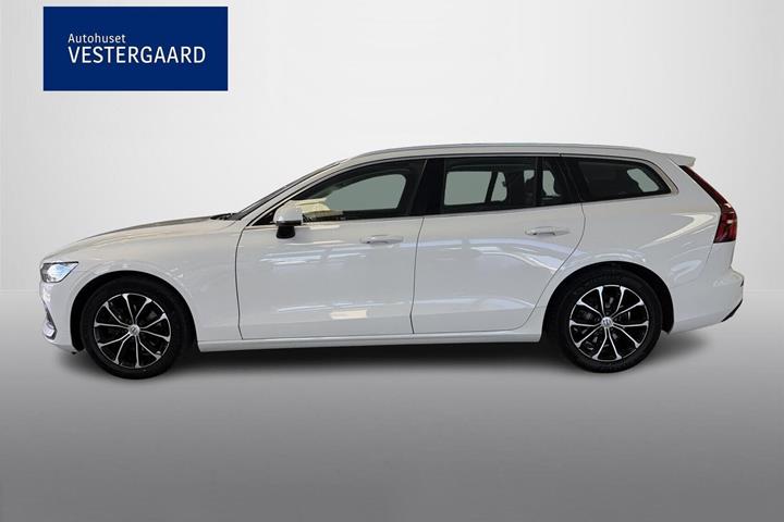 Hvid Volvo V60 fra 2020