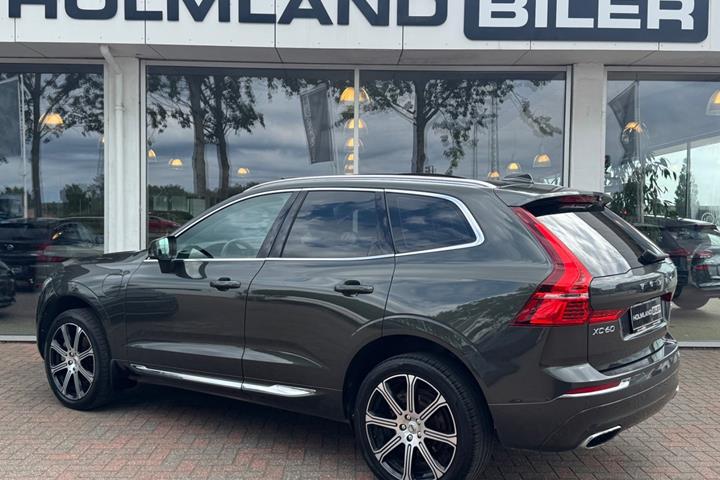 Grå Volvo XC60 fra 2018