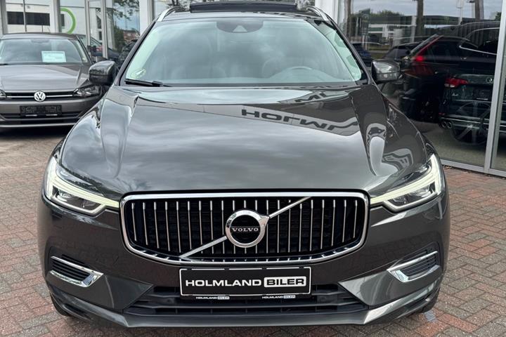 Grå Volvo XC60 fra 2018