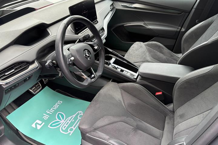Sort Skoda Enyaq fra 2023