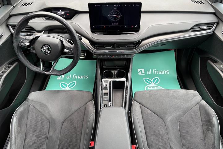 Sort Skoda Enyaq fra 2023