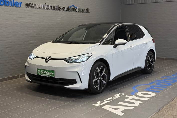 Hvid VW ID.3 fra 2024 set udefra