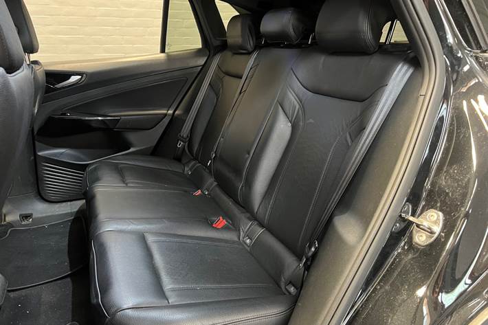 Sort VW ID.4 fra 2023