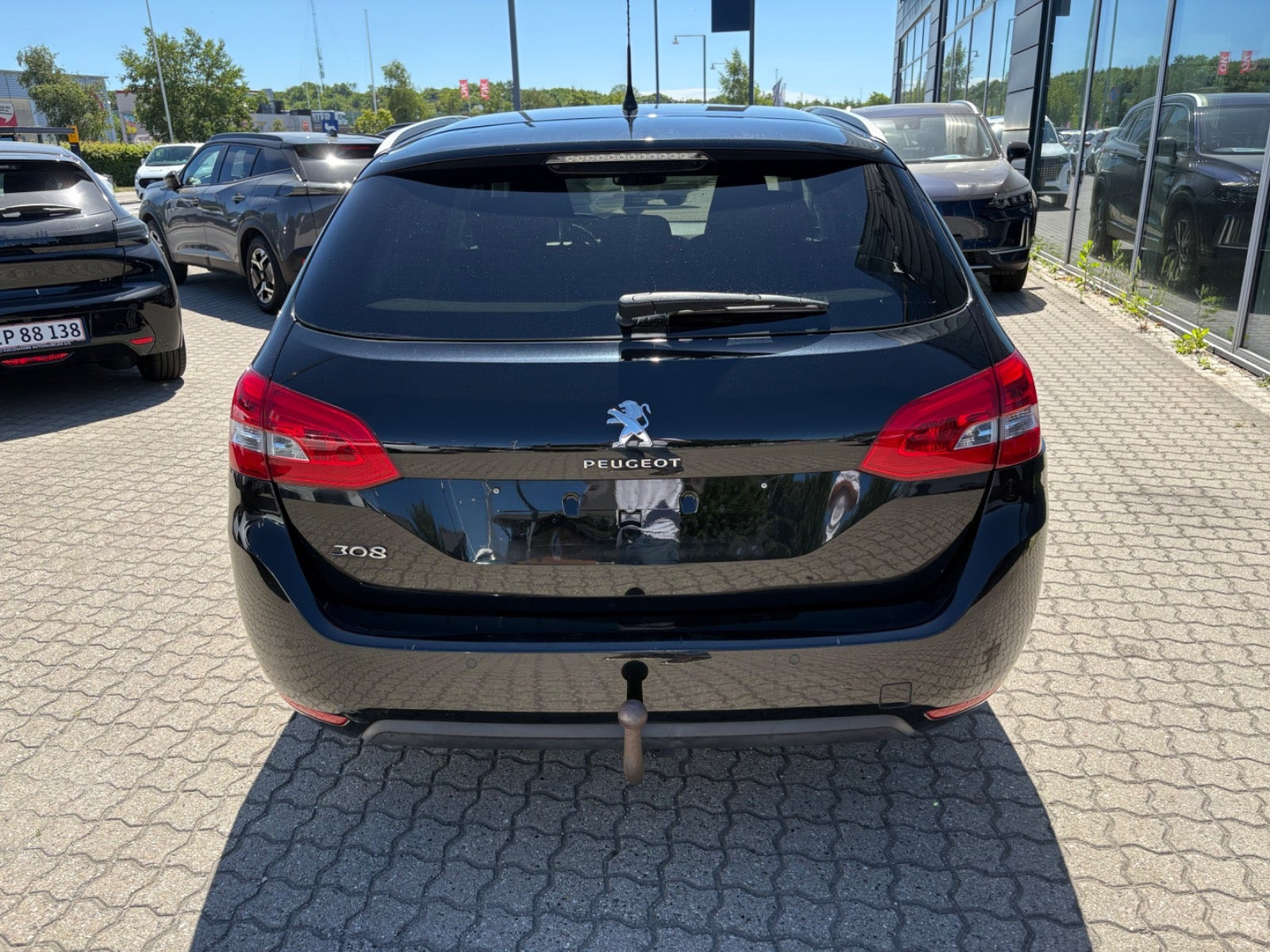 Sort Peugeot 308 fra 2016