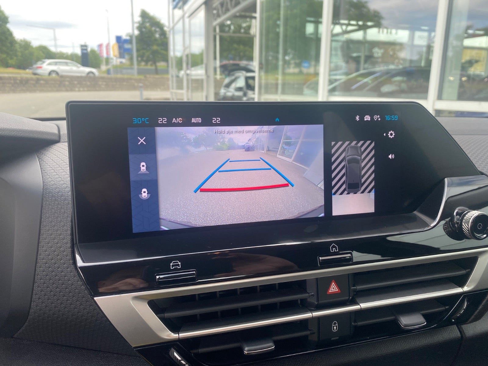 Sort Citroën ë-C4 X fra 2025