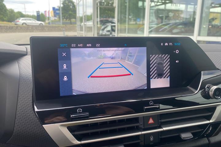 Sort Citroën ë-C4 X fra 2025