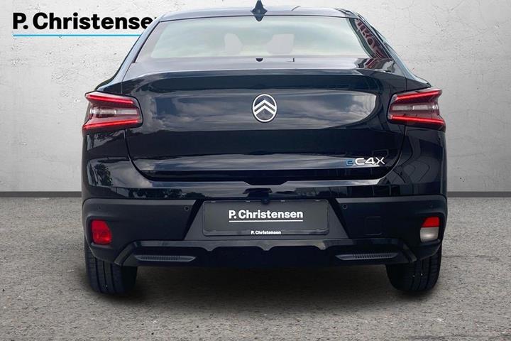 Sort Citroën ë-C4 X fra 2025