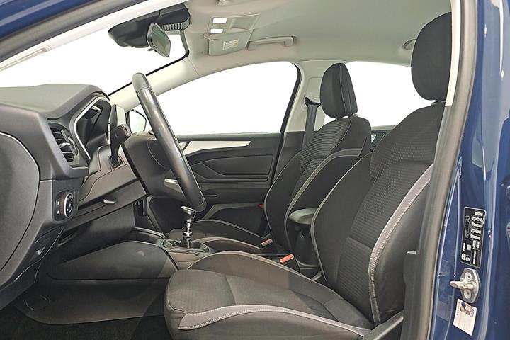 Blå Ford Focus fra 2019