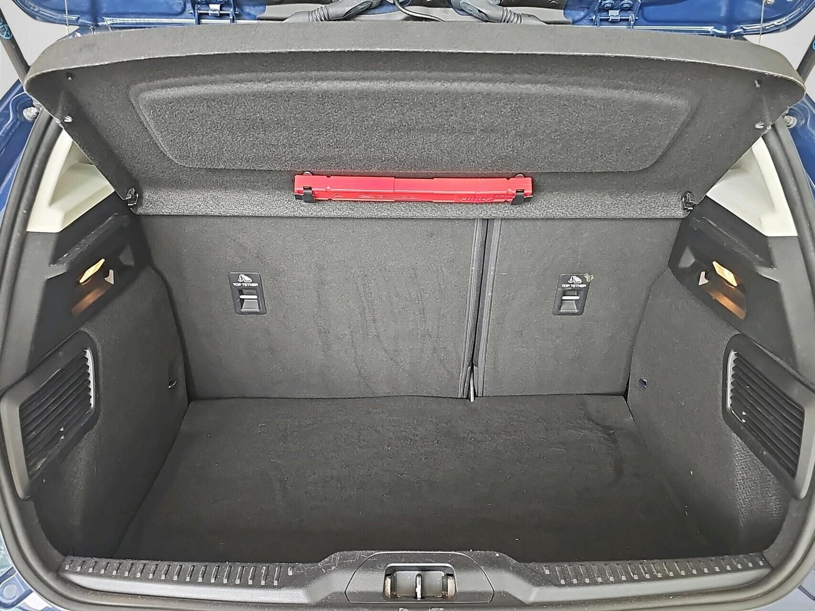 Blå Ford Focus fra 2019