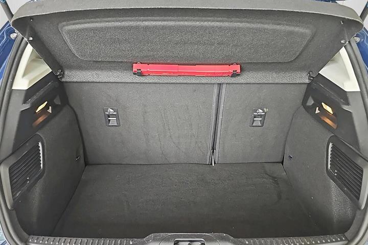 Blå Ford Focus fra 2019