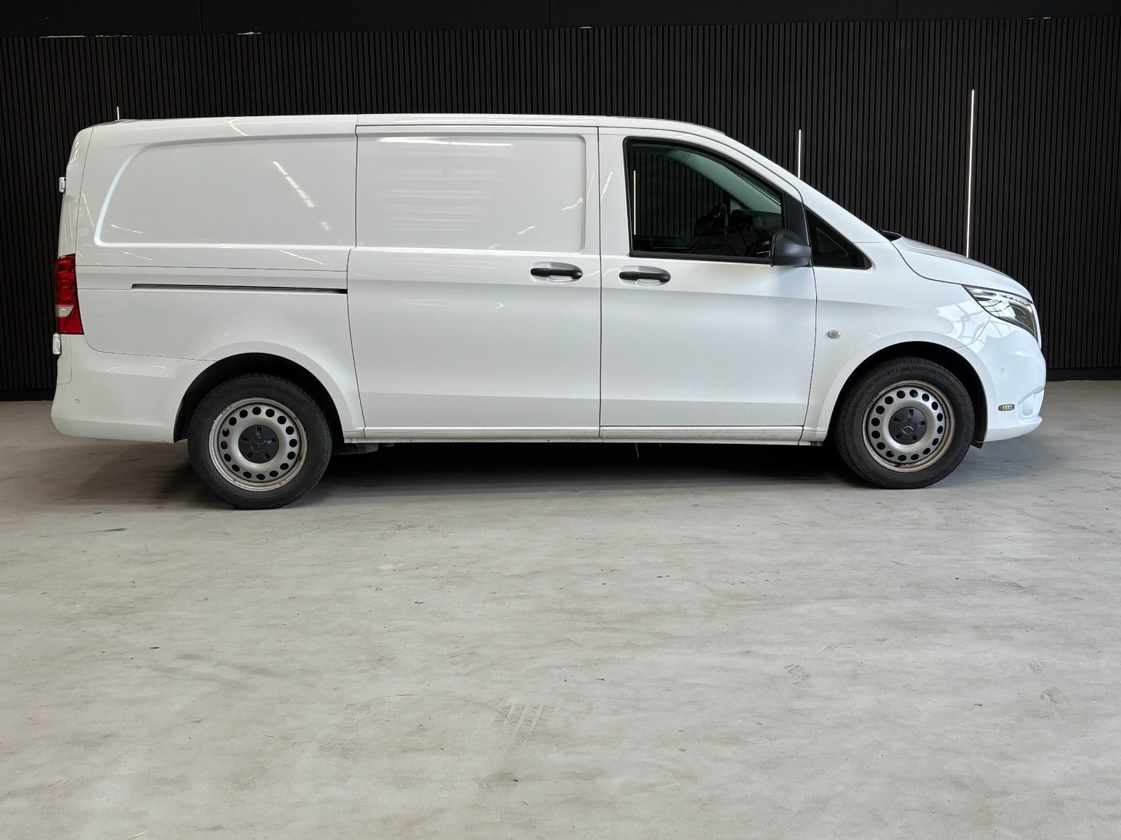 undefined Mercedes Vito 119 fra 2022